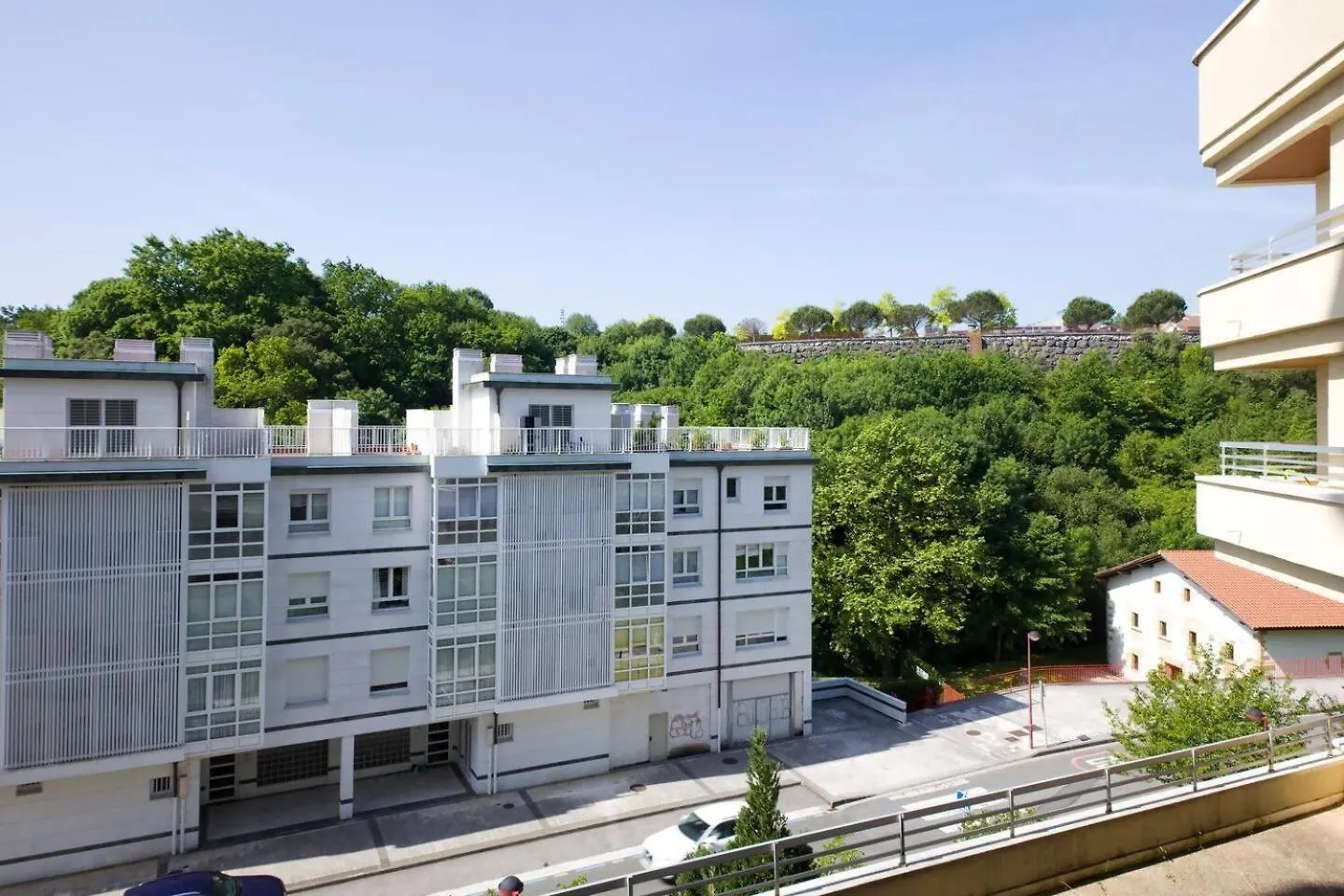 Apartment Sereno Refugio En Barrio Residencial Anorga-Lugariz Spain